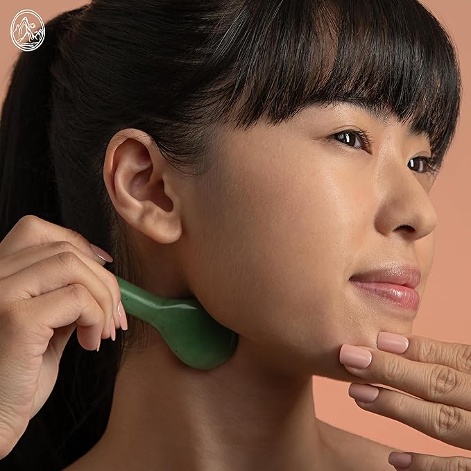 Mount Lai - The Gua Sha Facial Lifting Tool (Jade Gua Sha Spoon)