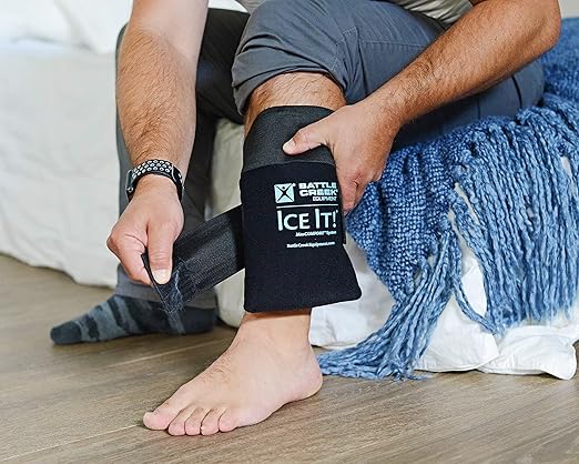Cold & Hot Therapy System Ice Pack - Ice It! ® MaxCOMFORT™ (Medium Wrap (530)) – from Battle Creek Equipment. Ideal for Pain Relief, Recovery from Physical Activity, and Every Day use.