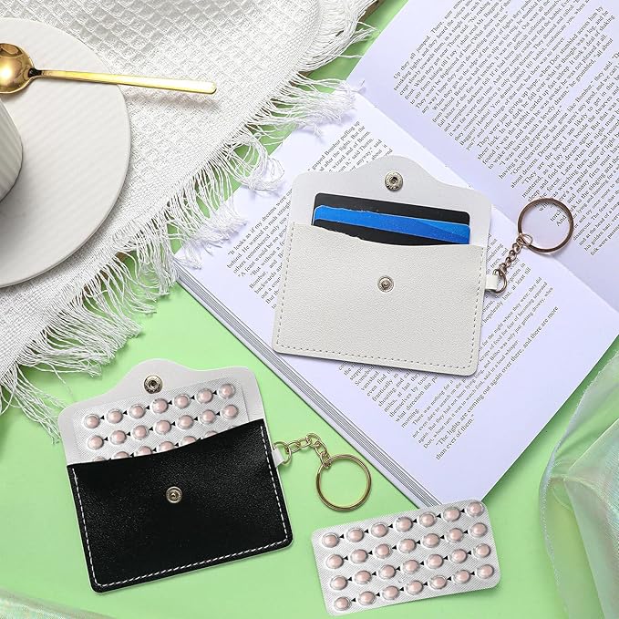 Tondiamo 2 Pack Birth Control Pill Case Holder PU Leather Pill Sleeve Packet 4.33 x 3 Inch Discreet Birth Control Pouch with Snap Closure Key Ring for Pills Card Organizer(Black, White)
