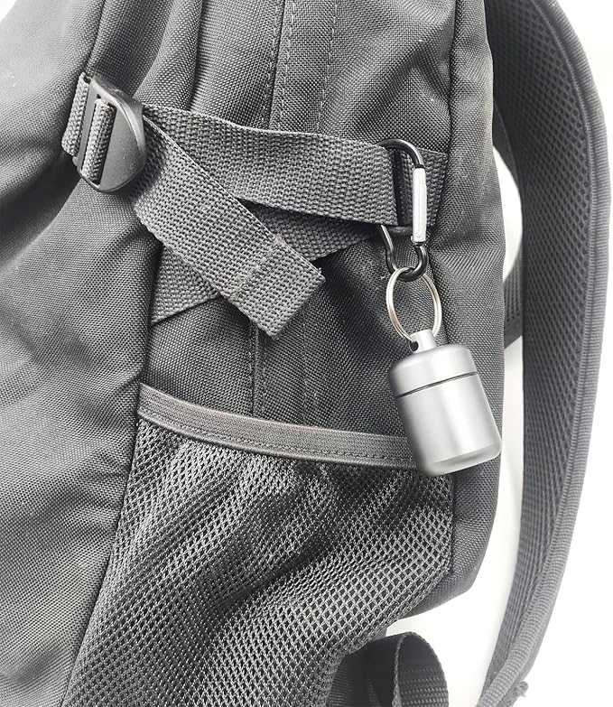 4 Pieces keychain pill holder,Waterproof Seal Small Pill Box Mountaineering Keychain Portable Aluminum Alloy Pill Container Portable Coin Storage earplug case (black)