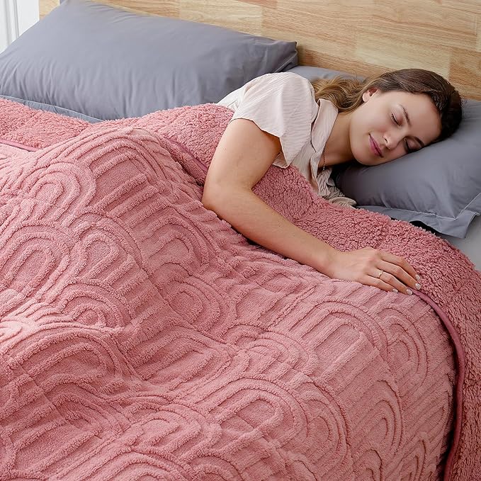 Sherpa Fleece Adult Weighted Blanket Great for Sleep, 15 lbs Dual Sided Soft Fuzzy Heavy Blankets for Couch Bed Sofa, Cozy Warm Arched Jacquard Throw for Winter (Apricot Pink, 48" x 72", 15 Pounds)