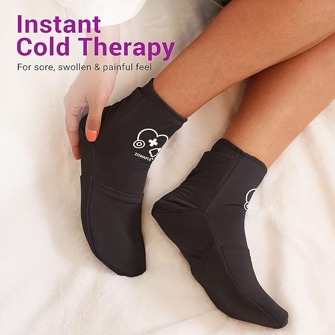 ZOMAPLE Cold Therapy Socks + Gel Packs, Black, Medium – Soothe Burning Feet & Reduce Swelling – Hot or Cold Use, Touch Fasteners & Comes with 2 Large & 2 Small Gel Packs – Versatile Foot Ice Pack Wrap