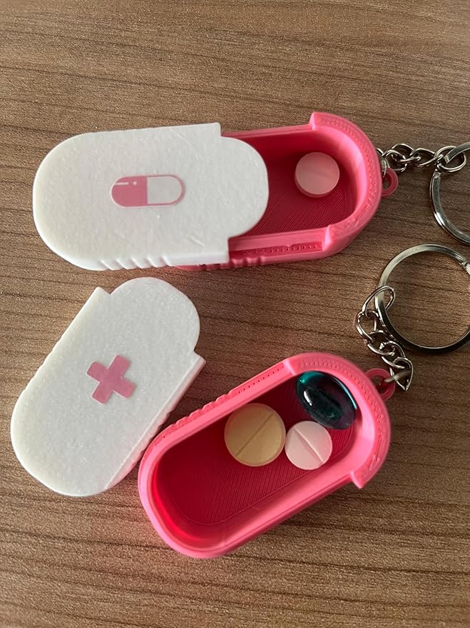 Keychain Pill Box Daily Medicine Carrying Tiny Keychain Vitamin Box (Pink)